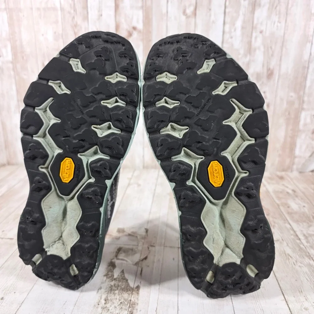 Hoka Speedgoat 5 Womens Trail Running Shoes Grey Green Peach Vibram Size 9B